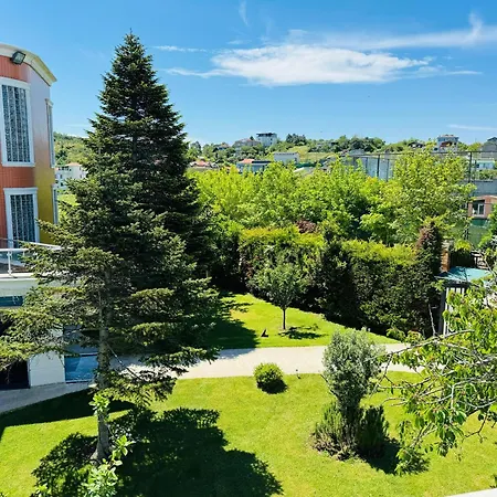 Hotel Treekos Istanbul Airport 4*