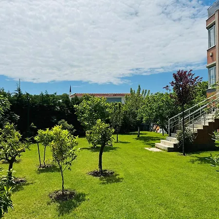 Hotel Treekos Istanbul Airport 4*